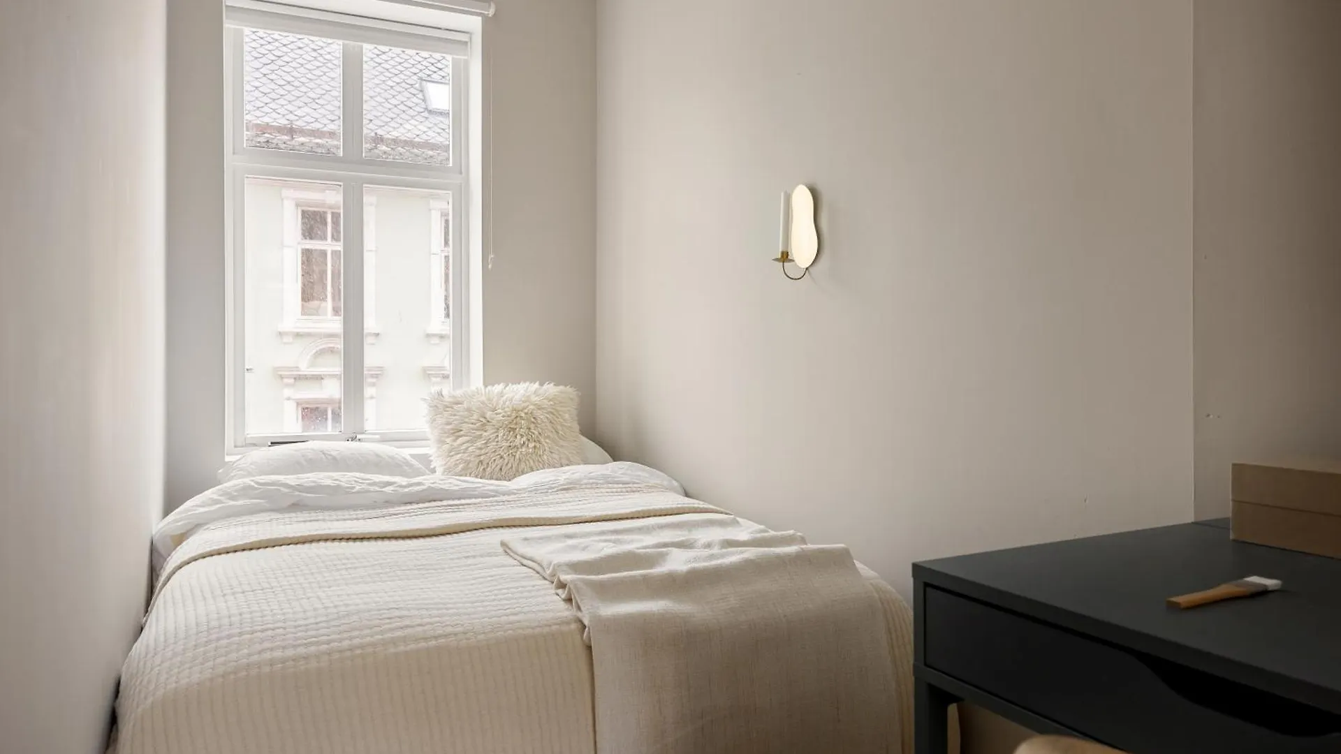 Dinbnb Apartments I 1898 Building With 95 Sqm Of Luxury I 2X Workspace Bergen