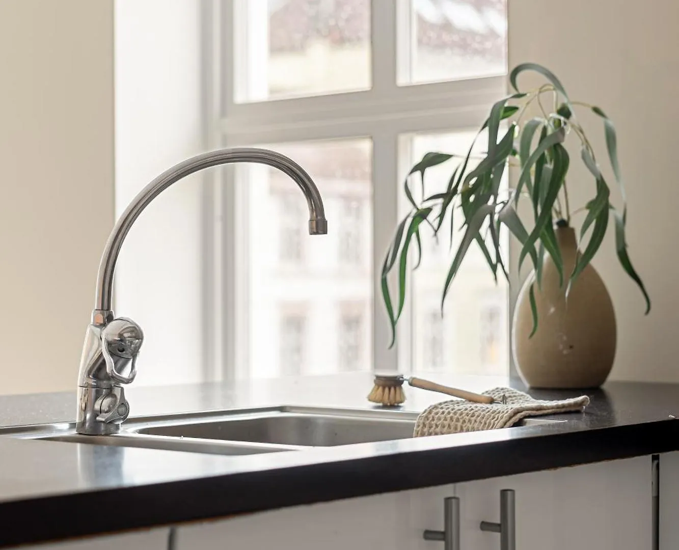 Dinbnb Apartments I 1898 Building With 95 Sqm Of Luxury I 2X Workspace Bergen